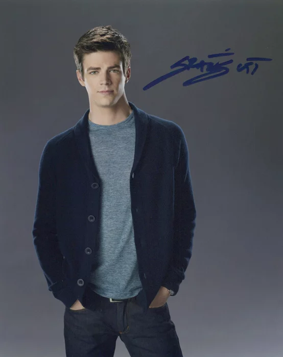 Grant Gustin autograph