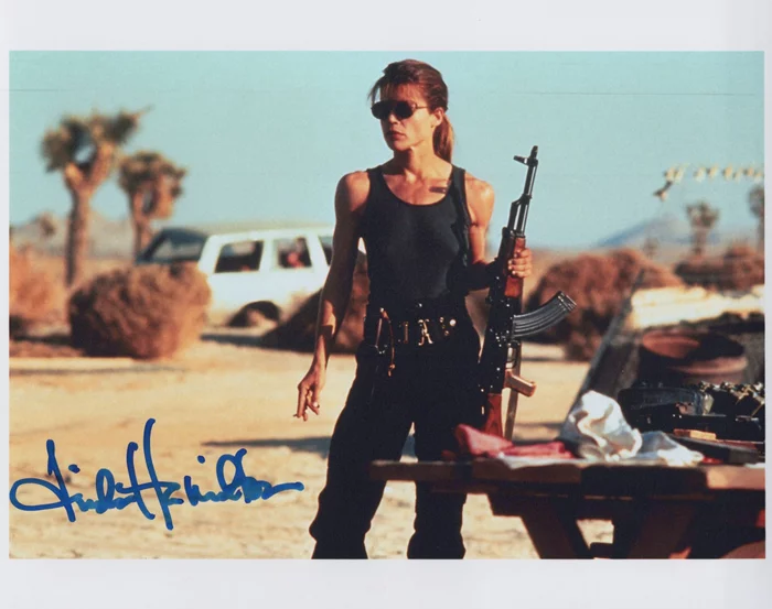 Linda Hamilton autograph