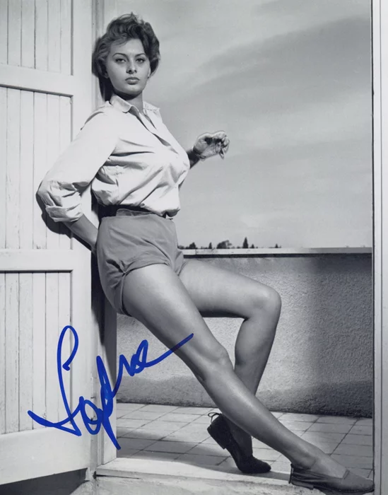 Sophia Loren autograph