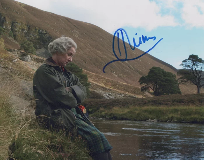 Helen Mirren autograph