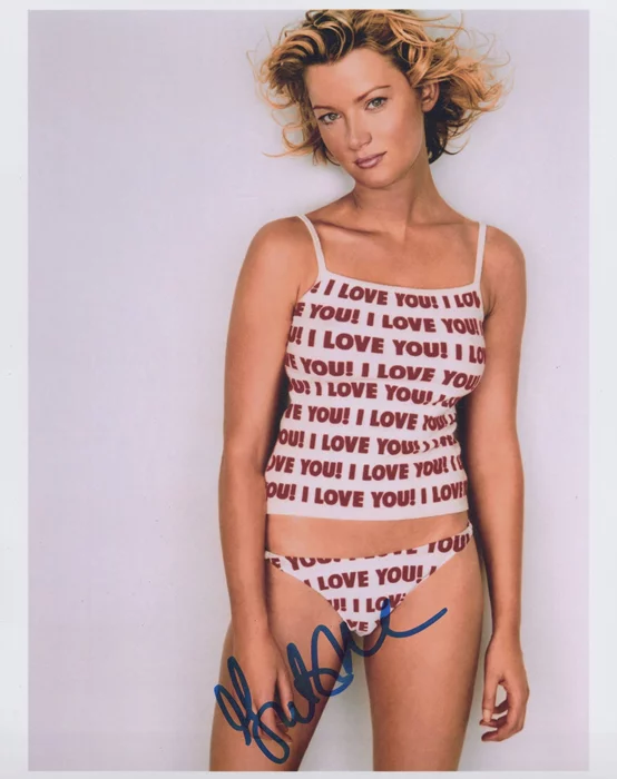 Gretchen Mol autograph