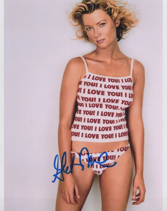 Gretchen Mol autograph