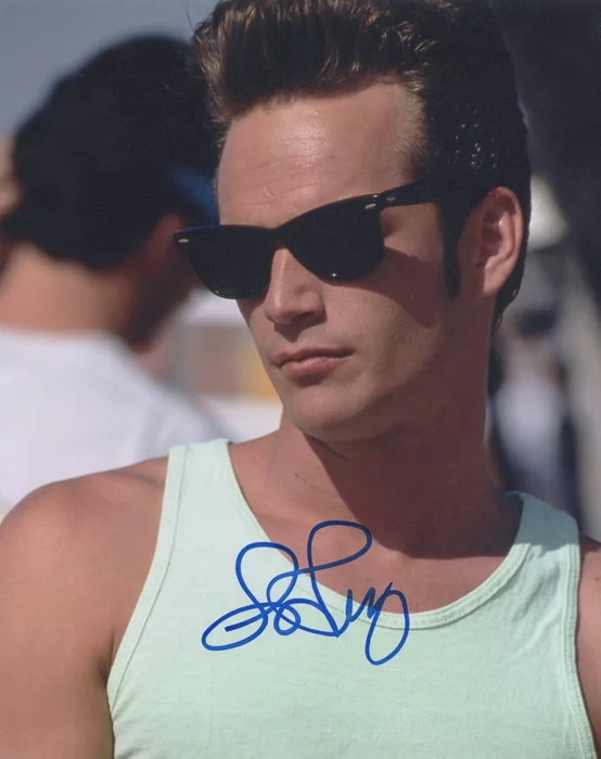 Luke Perry autograph