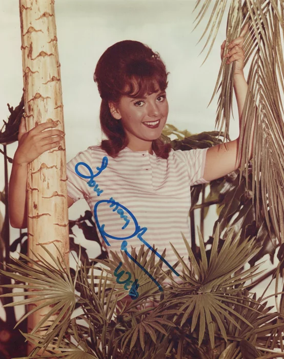 Dawn Wells autograph