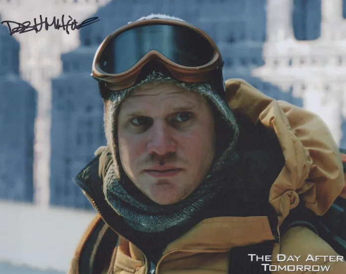 Dash Mihok autograph