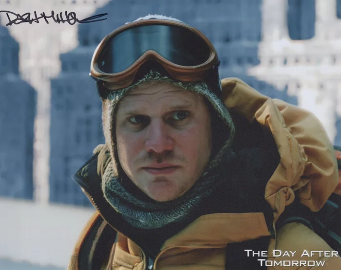 Dash Mihok autograph