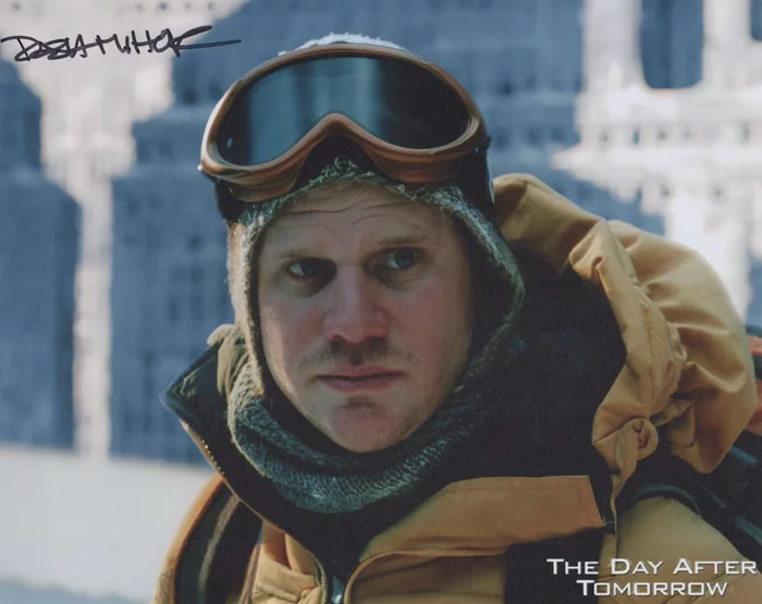 Dash Mihok autograph