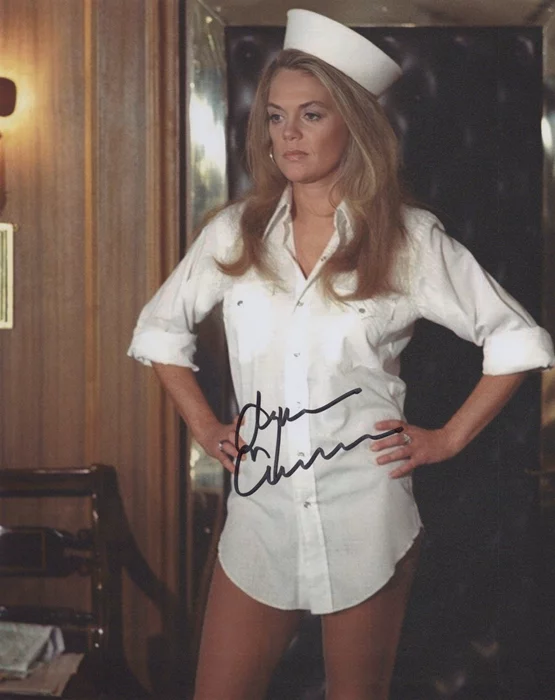 Dyan Cannon autograph