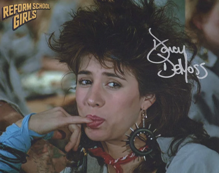 Darcy DeMoss autograph