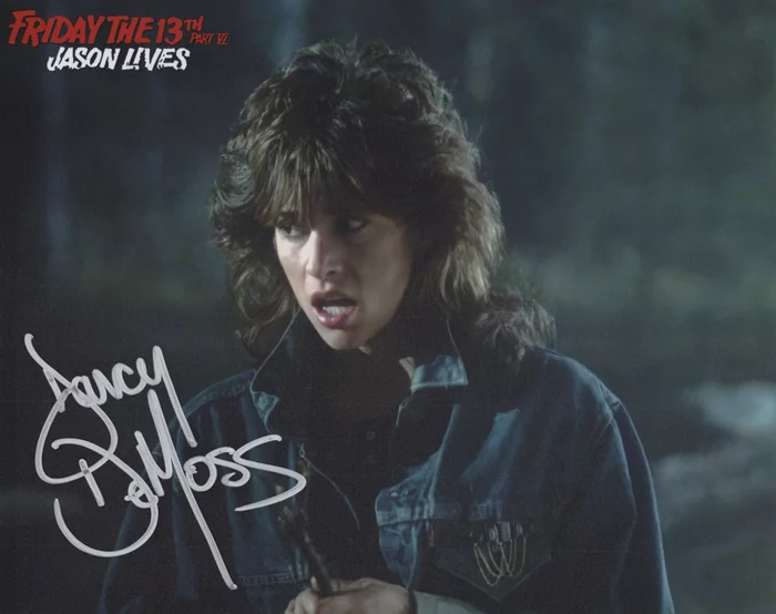 Darcy DeMoss autograph