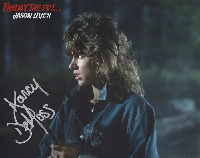 Darcy DeMoss autograph