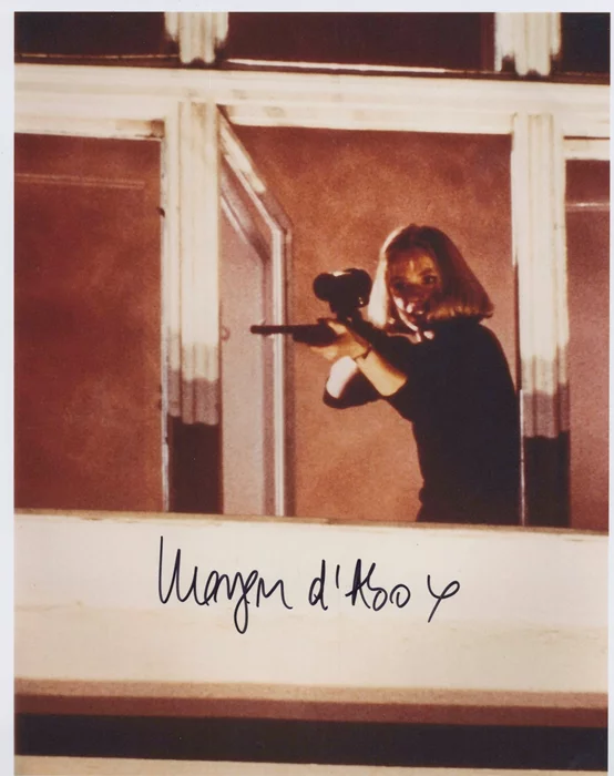 Maryam D'Abo autograph