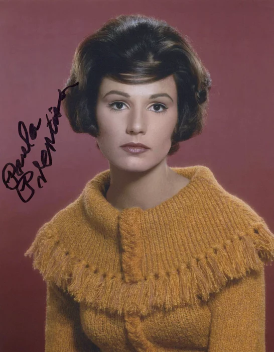Paula Prentiss autograph