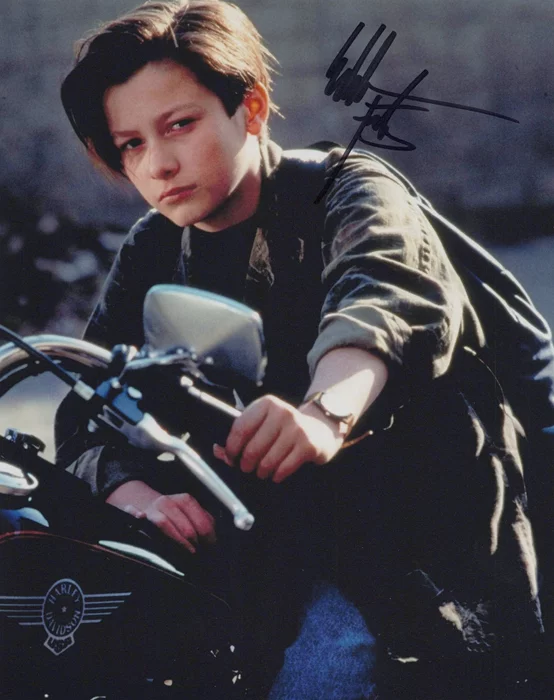 Edward Furlong autograph