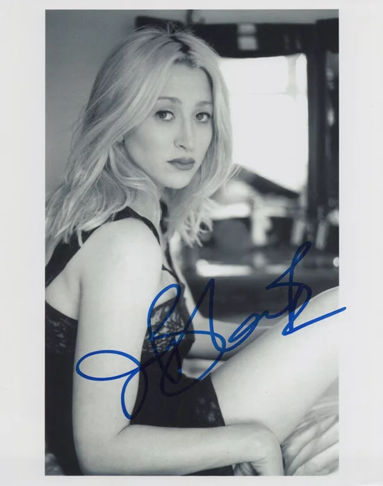 Jennifer Blanc autograph