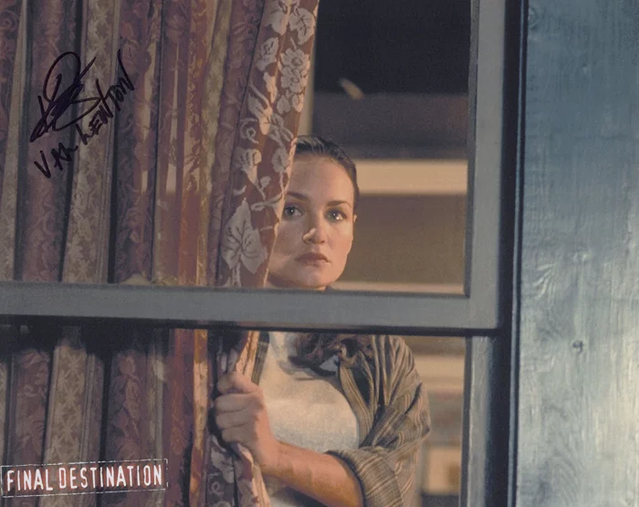 Kristen Cloke autograph