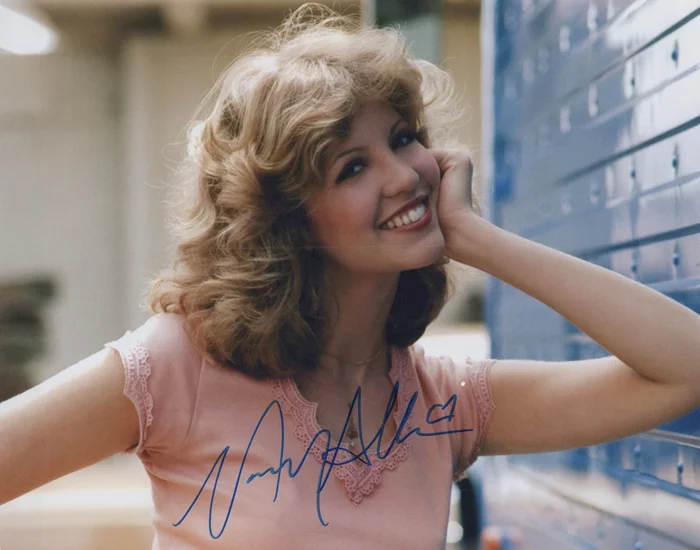 Nancy Allen autograph