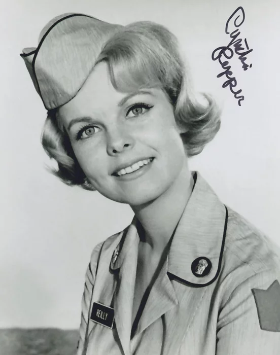 Cynthia Pepper autograph