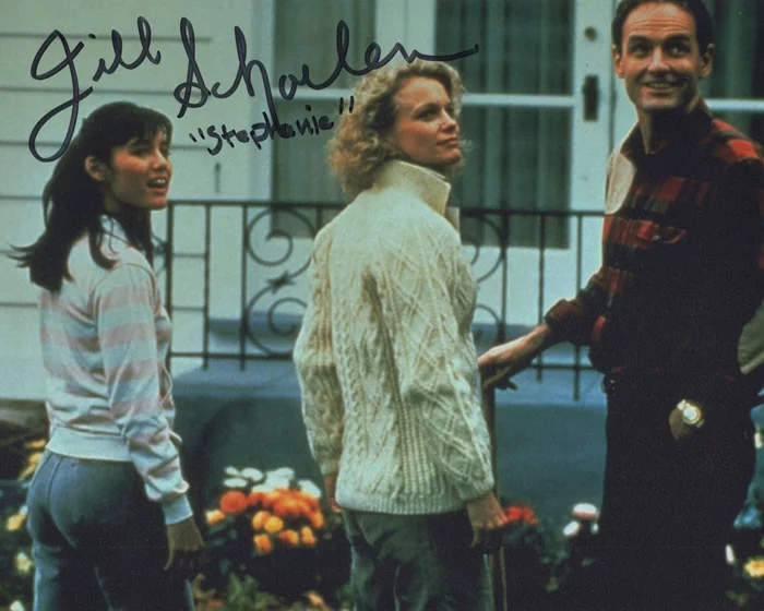 Jill Schoelen autograph