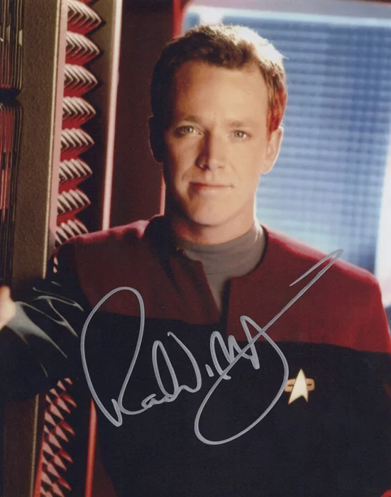 Robert Duncan McNeill autograph