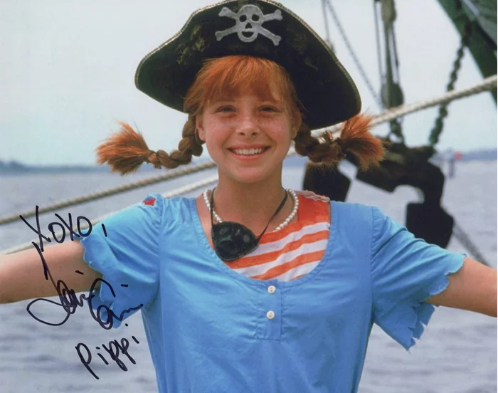 Tami Erin autograph