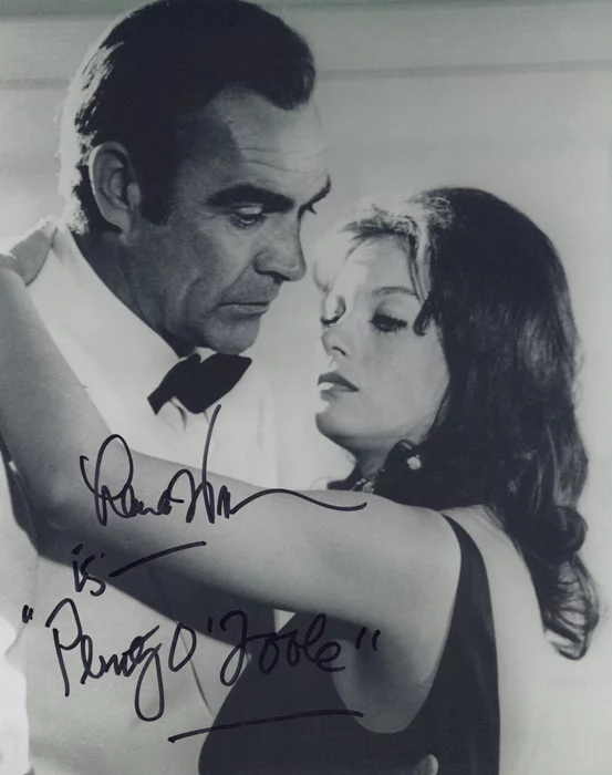 Lana Wood autograph