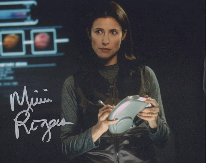 Mimi Rogers autograph