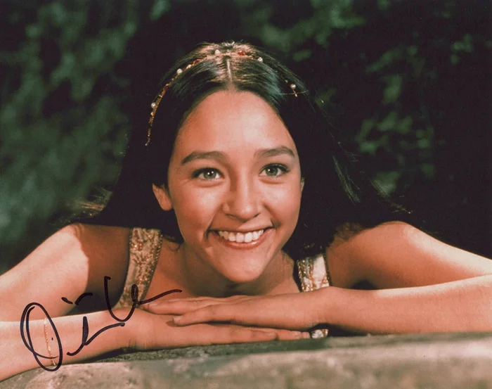 Olivia Hussey autograph