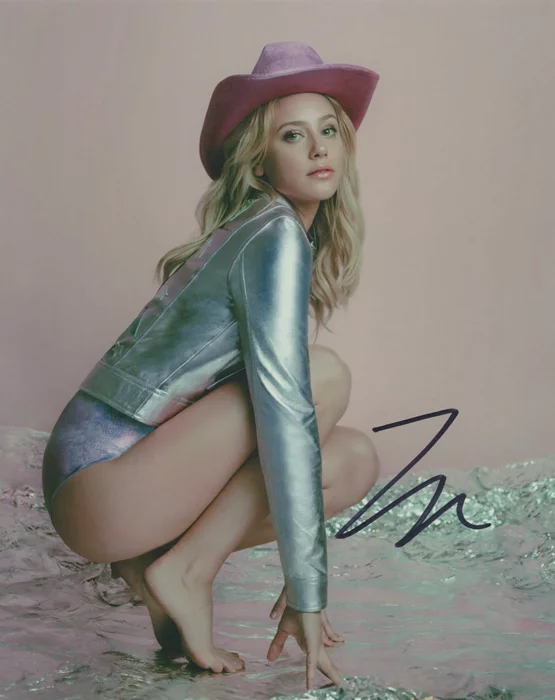 Lili Reinhart autograph