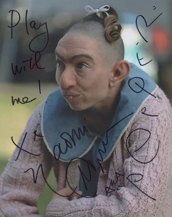 Naomi Grossman autograph
