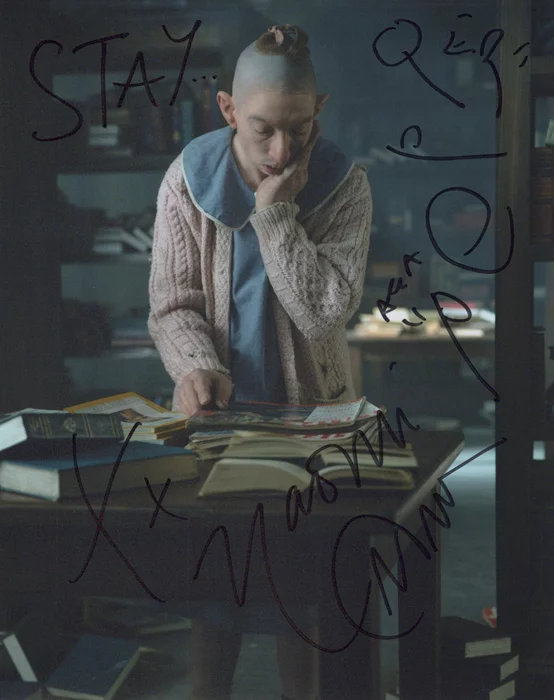 Naomi Grossman autograph