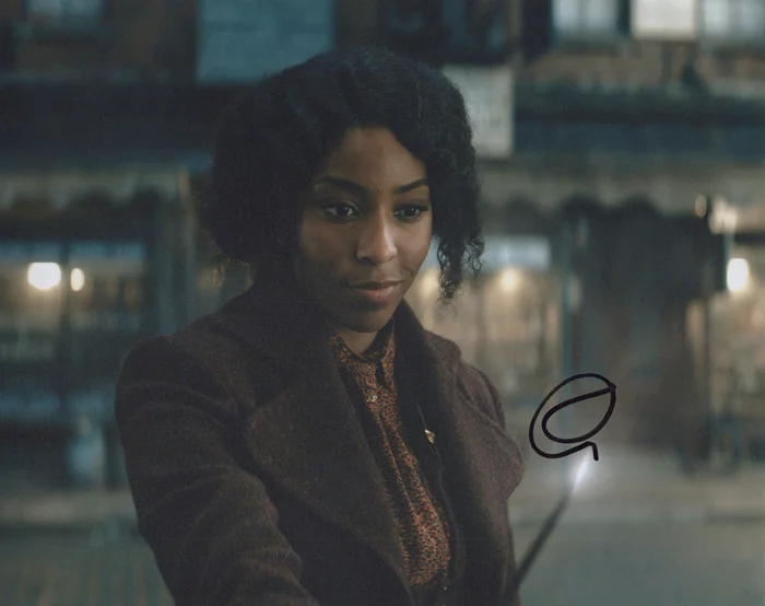 Jessica Williams autograph