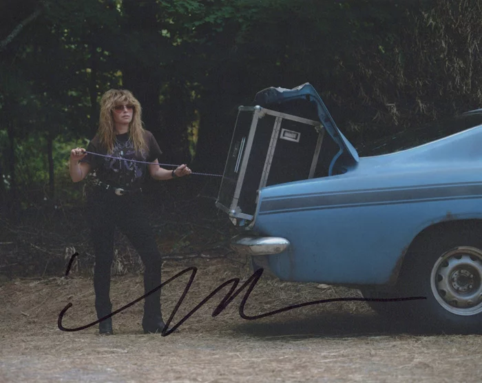 Natasha Lyonne autograph