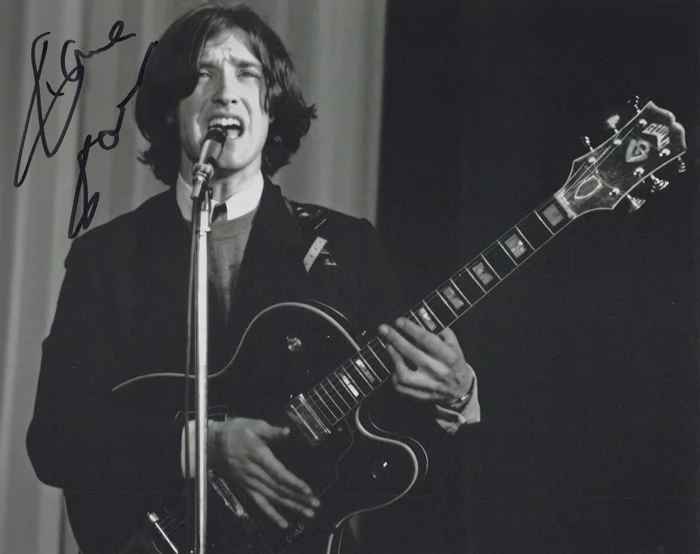 Dave Davies autograph