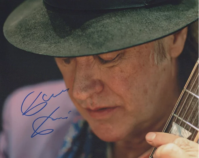 Dave Davies autograph