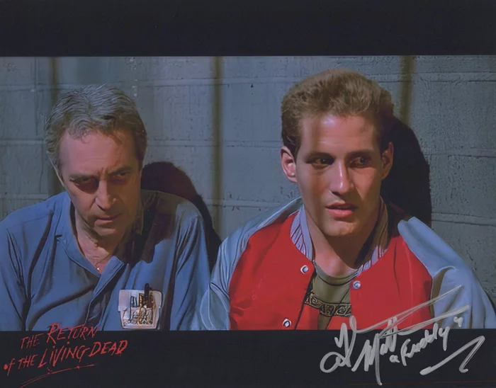 Thom Mathews autograph