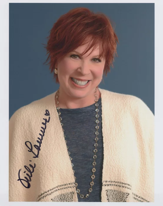 Vicki Lawrence autograph