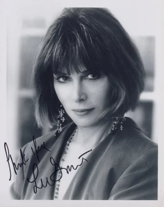 Lee Grant autograph