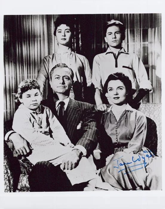 Jane Wyatt autograph