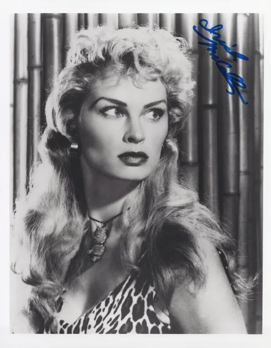 Irish McCalla autograph