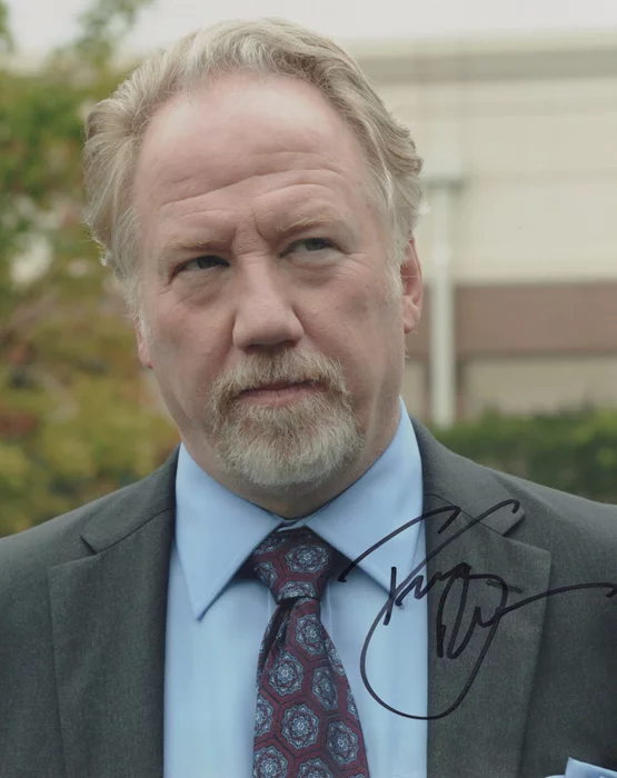 Timothy Busfield autograph