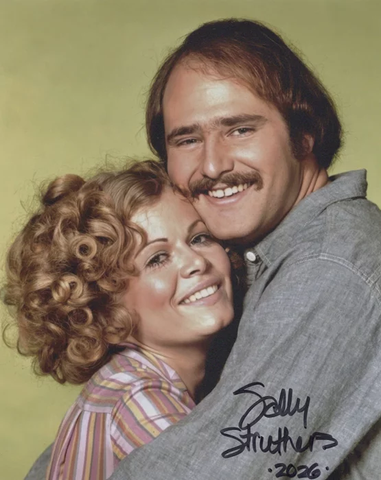 Sally Struthers autograph