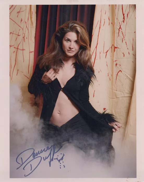 Denice Duff autograph