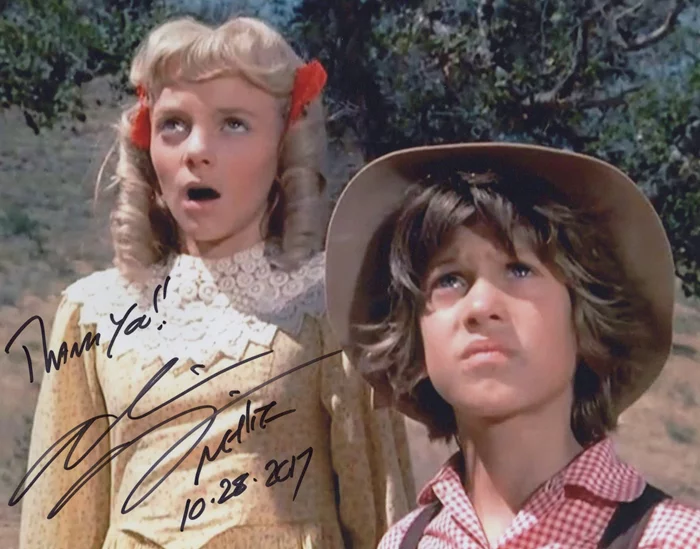 Alison Arngrim autograph