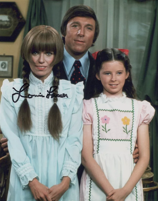 Louise Lasser autograph