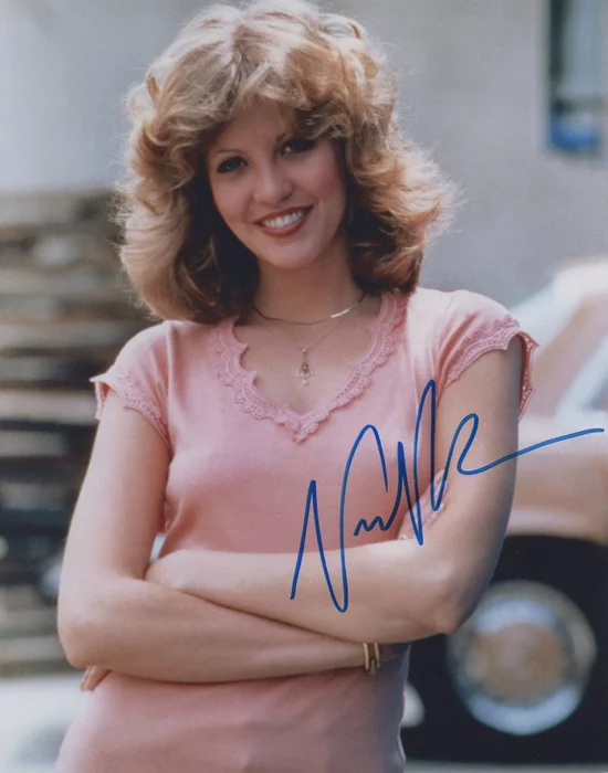 Nancy Allen autograph