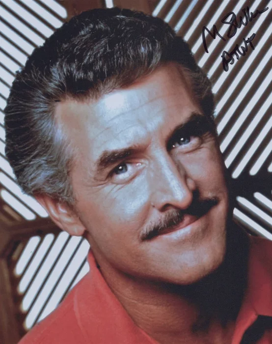 Michael Swan autograph