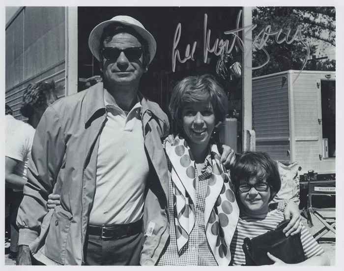 Lee Montgomery autograph