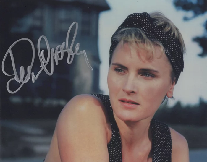 Denise Crosby autograph