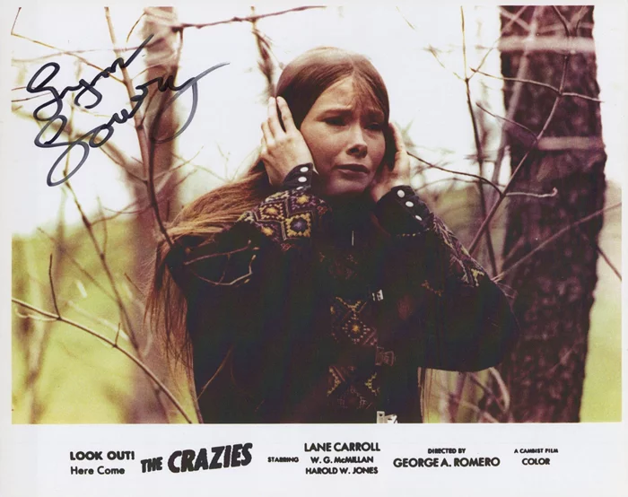 Lynn Lowry autograph